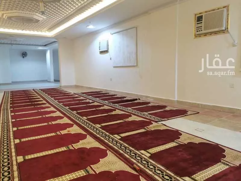 عمارة 505 م² في الروضة 5