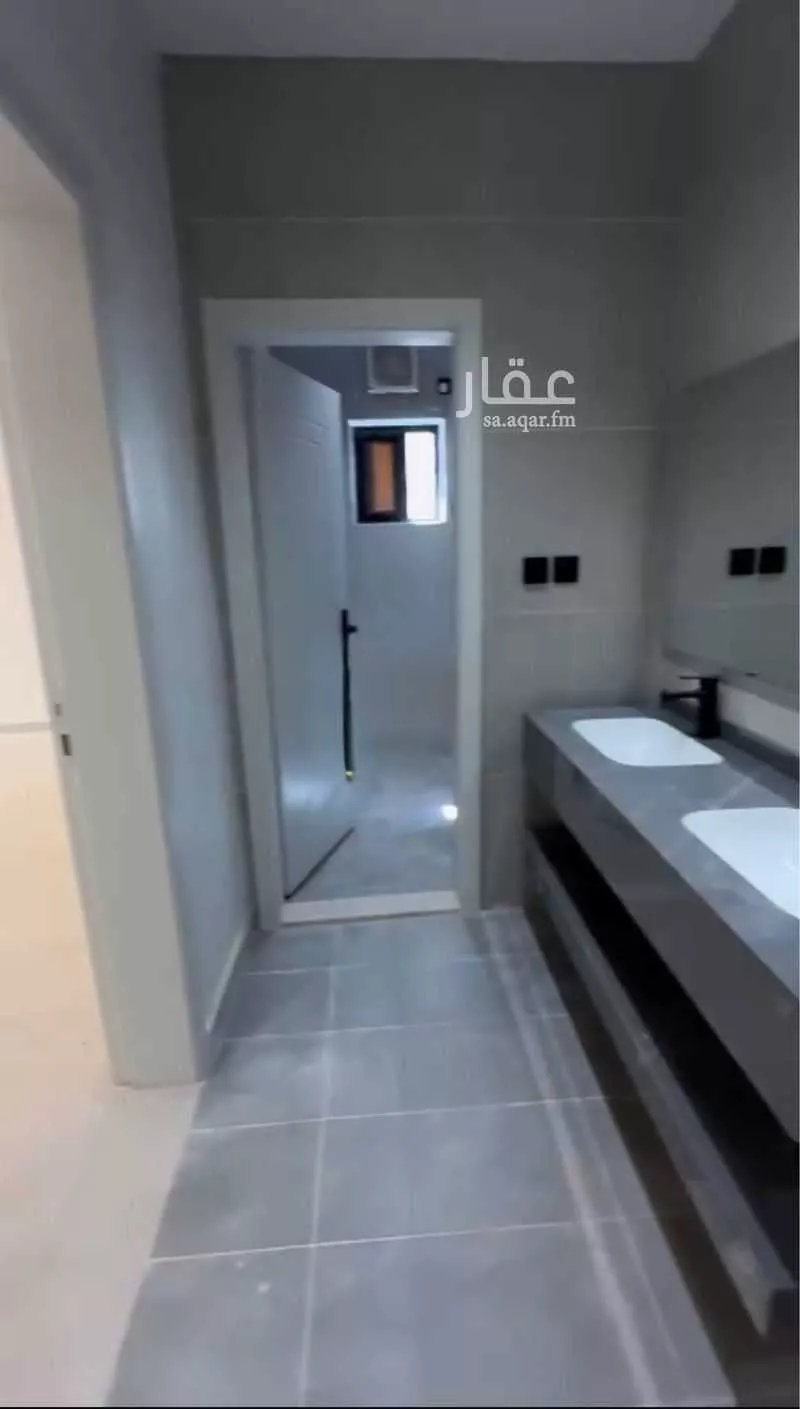 عمارة 615 م² في العكيشية 6