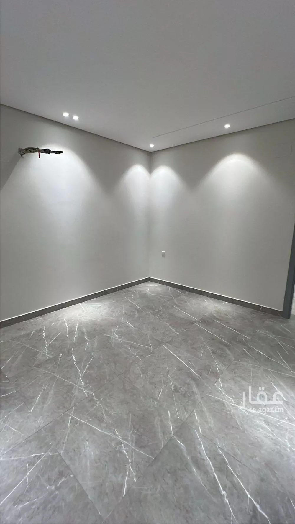 500 sqm building in King Fahd 7