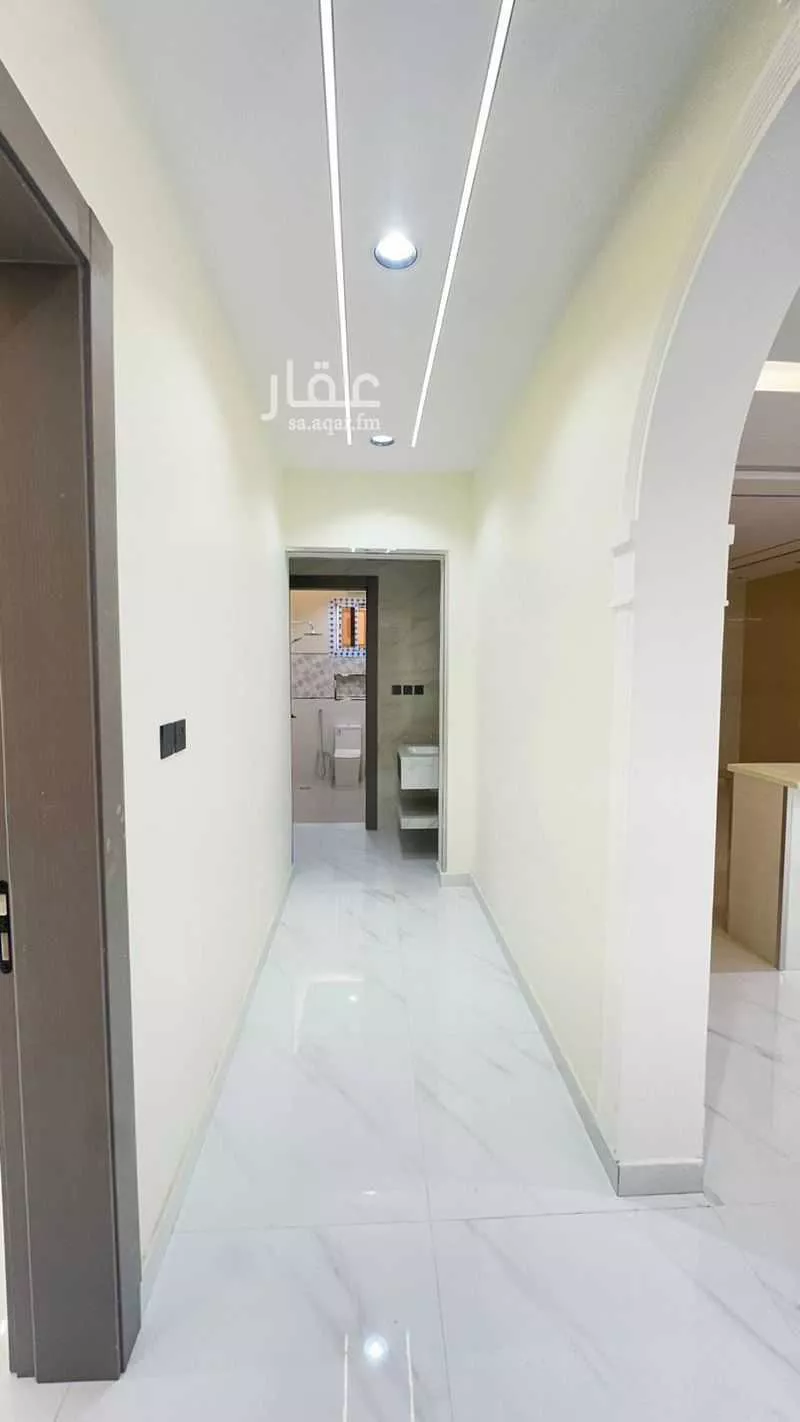 عمارة 874 م² في العوالي 11