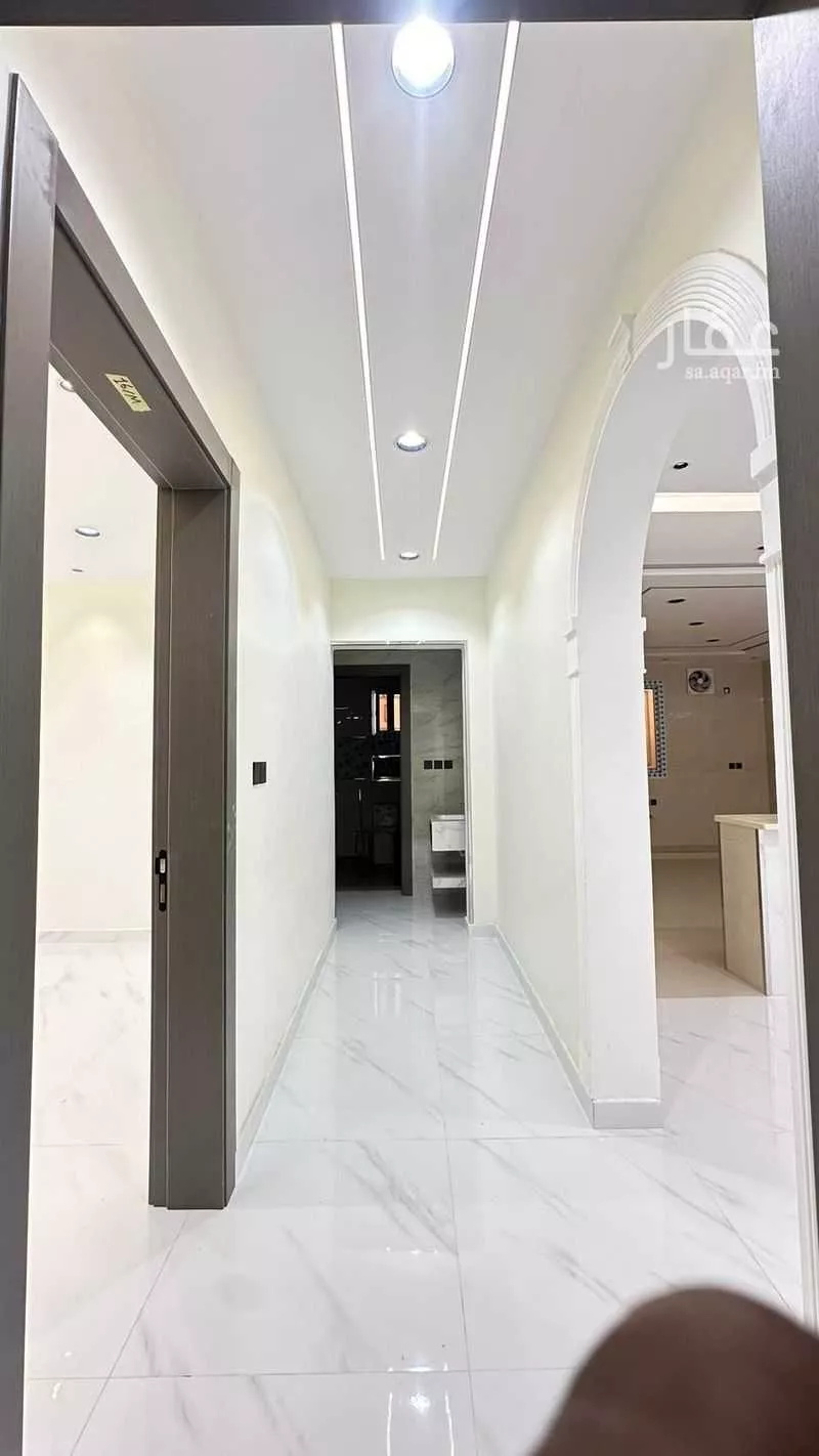 عمارة 874 م² في العوالي 14