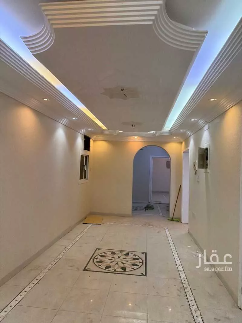 عمارة 604 م² في الشهداء 6