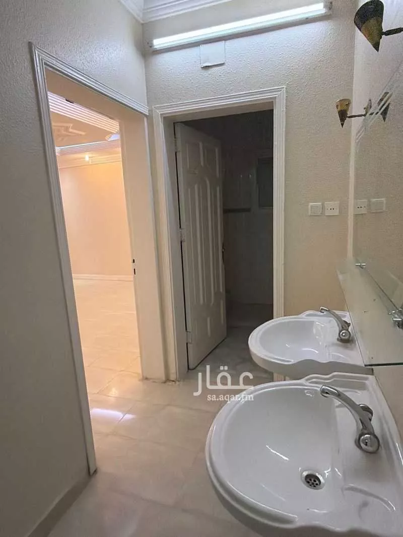 عمارة 604 م² في الشهداء 8