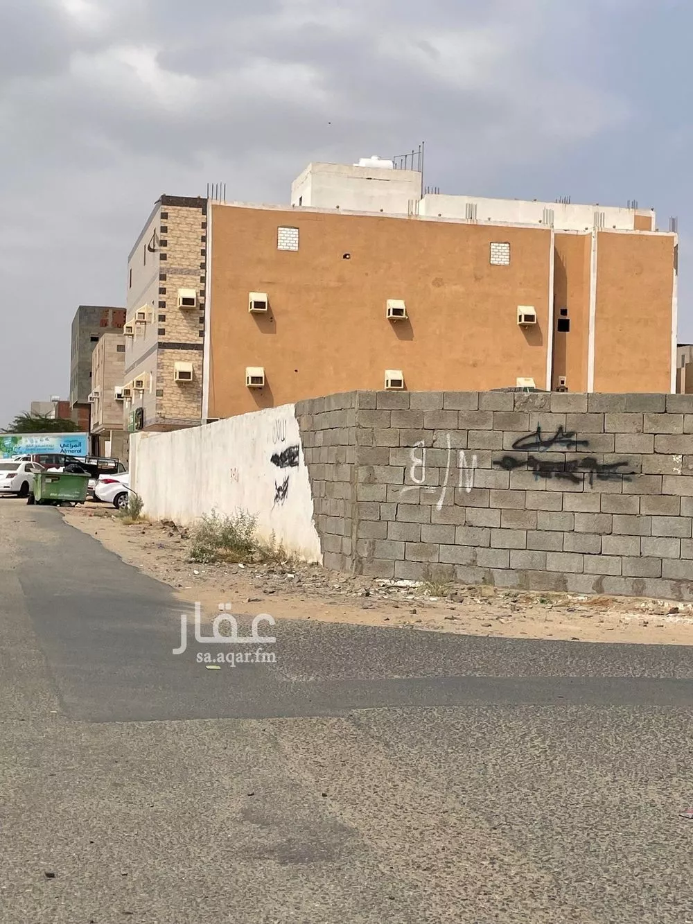 مستودع 594 م² في الملك فهد 2
