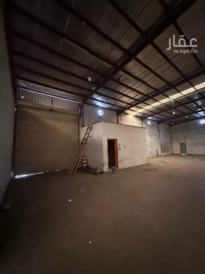 3 bedroom warehouse in King Fahd, Makkah 12
