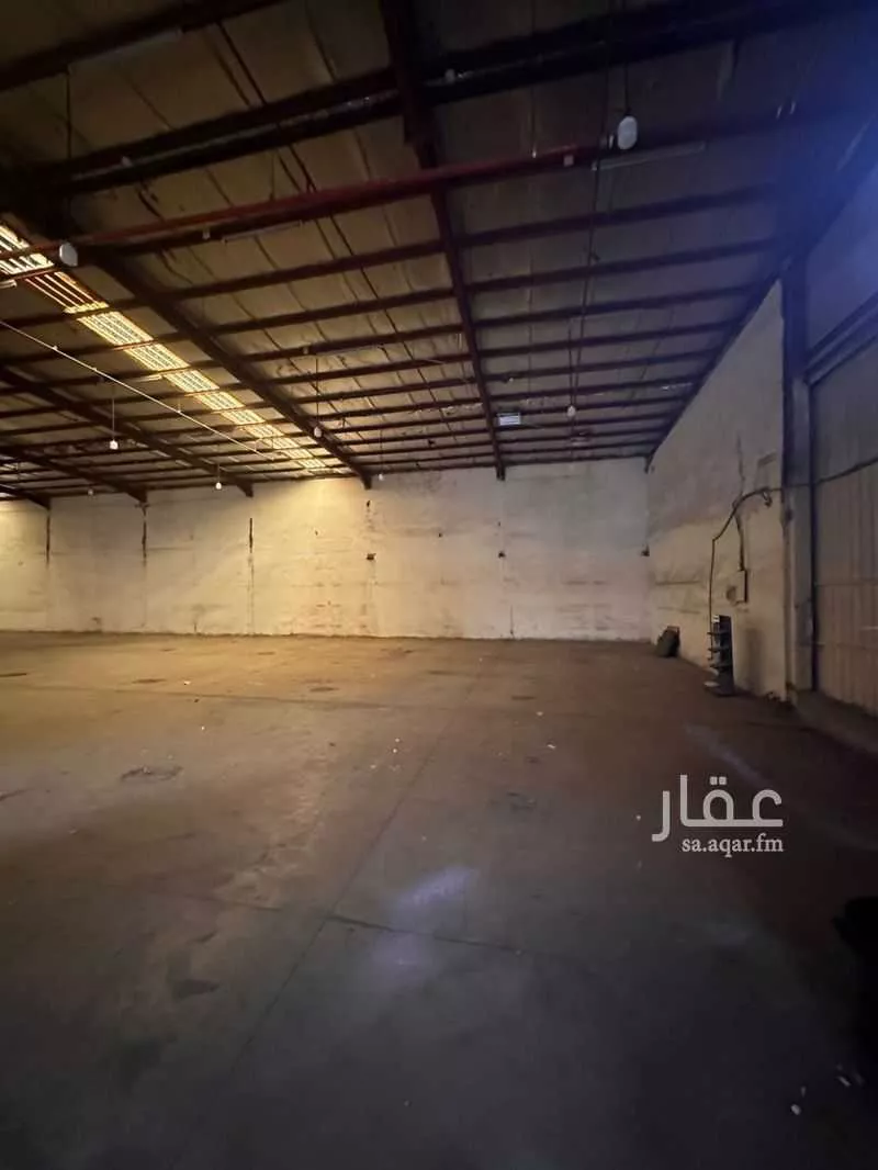 3 bedroom warehouse in King Fahd, Makkah 13