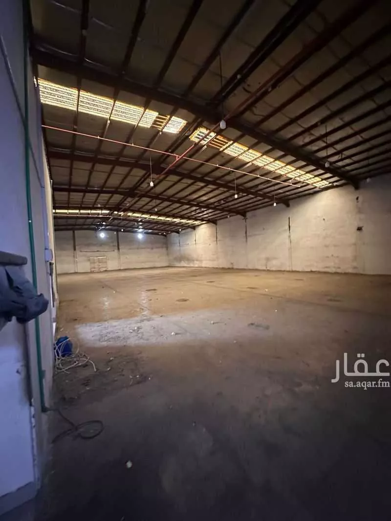 3 bedroom warehouse in King Fahd, Makkah 14