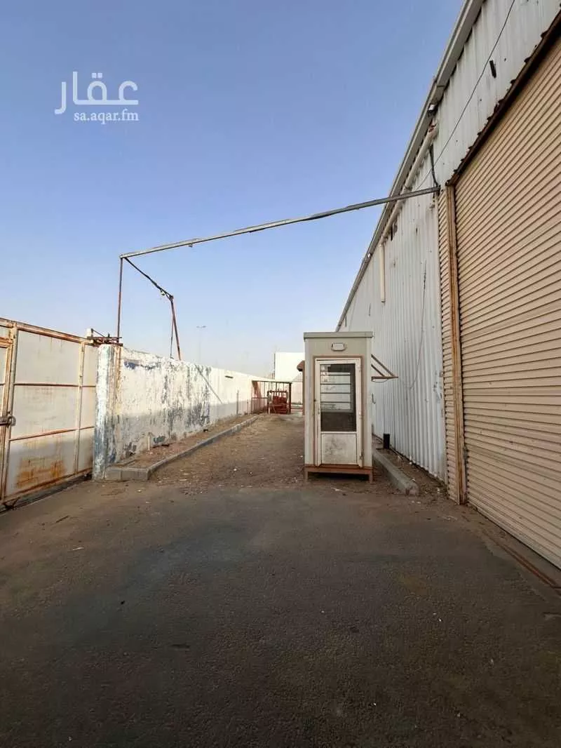 3 bedroom warehouse in King Fahd, Makkah 15