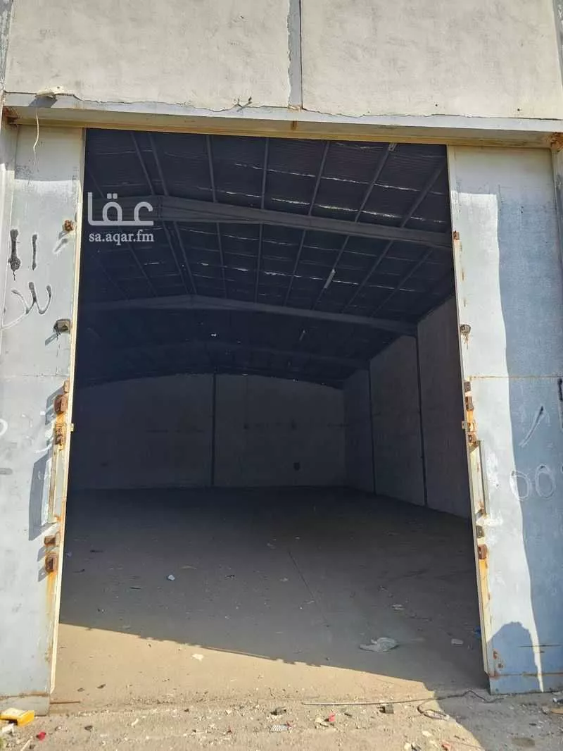 660 sqm warehouse in Al Usaylah 2