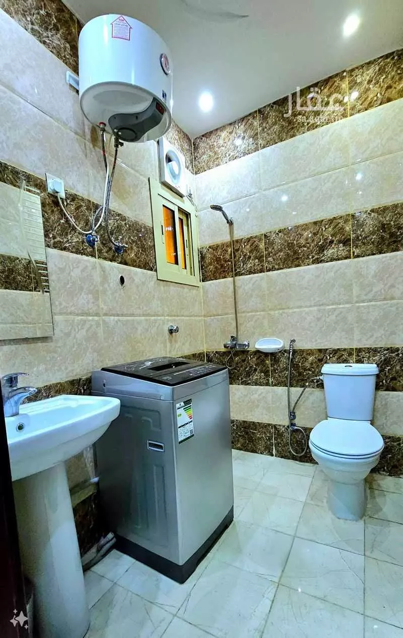 عمارة 775 م² في النسيم 10