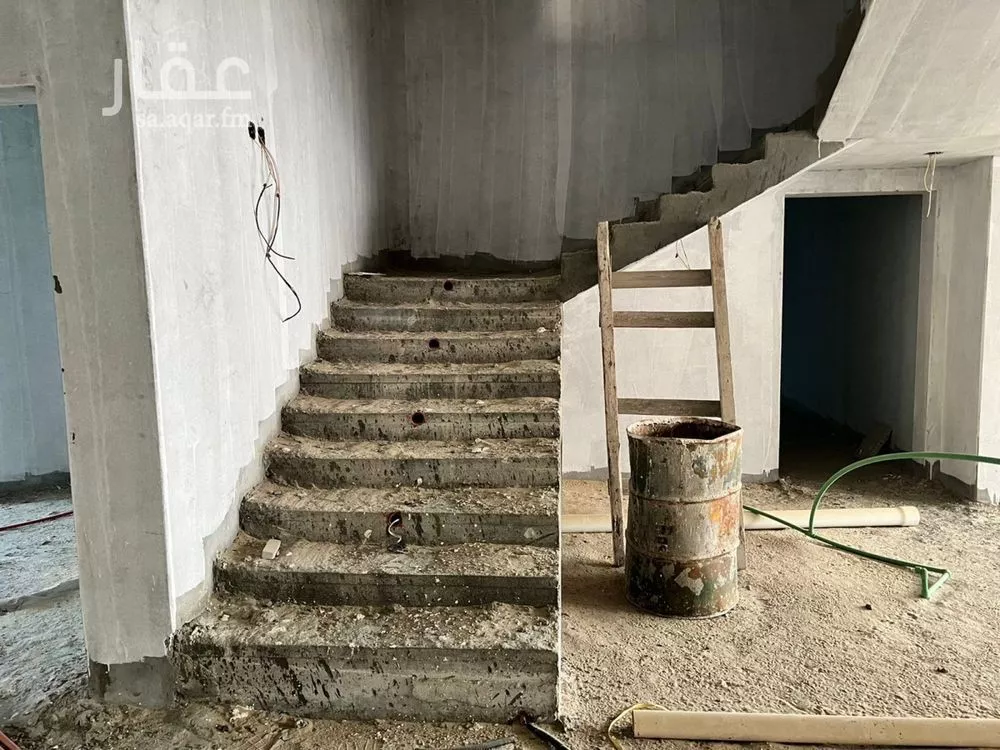 فيلا 6 غرف في الكوثر 6