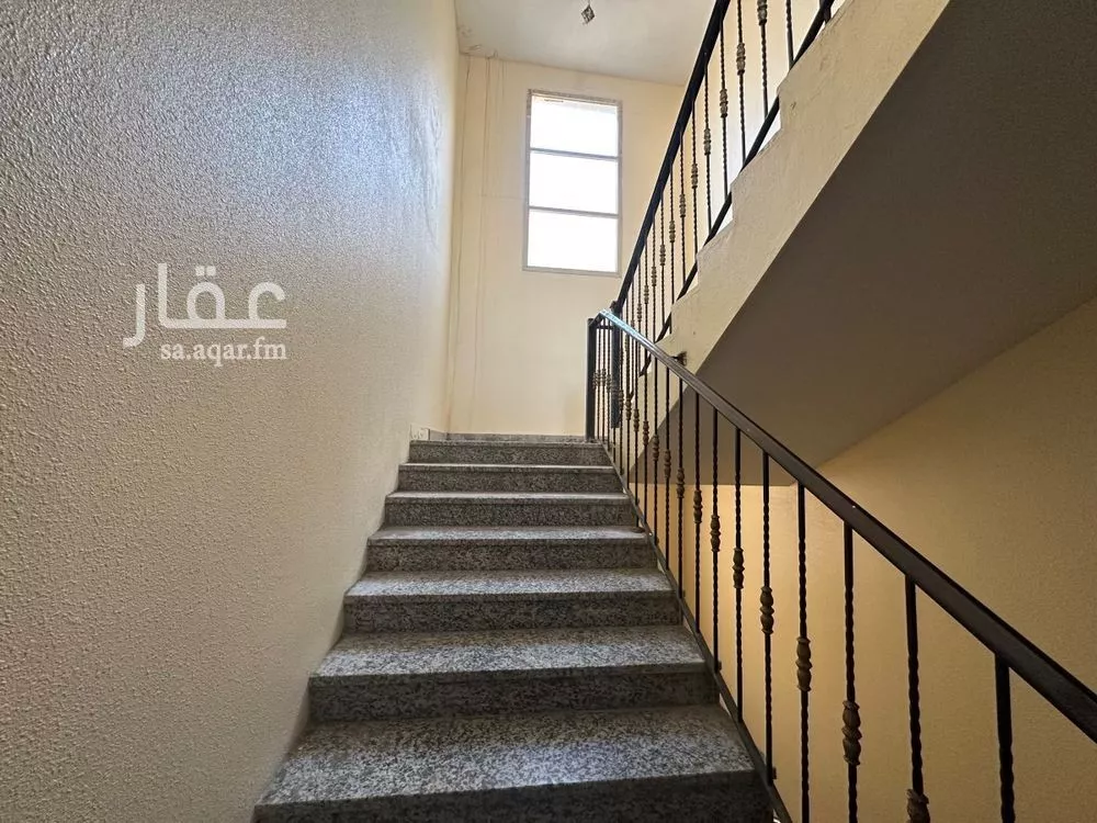 عمارة 1033 م² في الفردوس 8