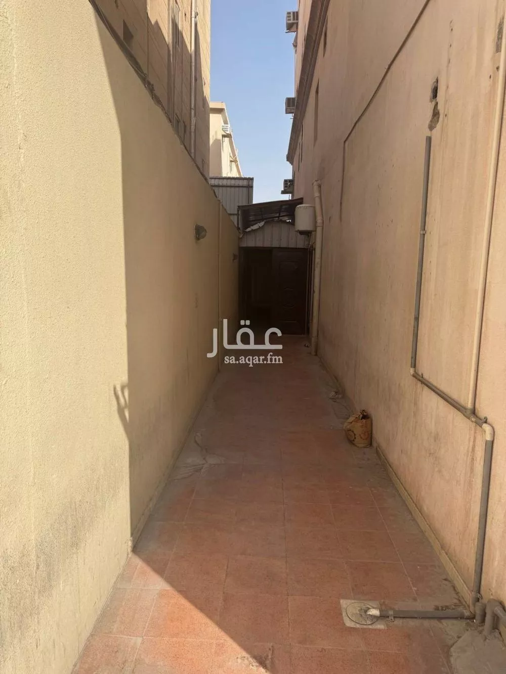 عمارة 600 م² في طيبة 9