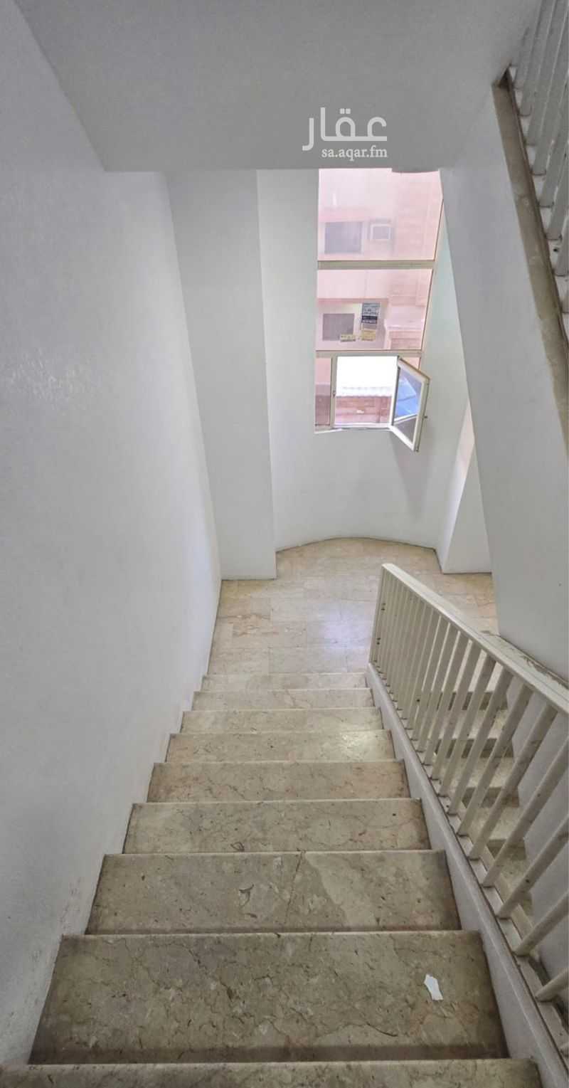 30 bedroom building in Al Mazrouiyah, Eastern Province 8