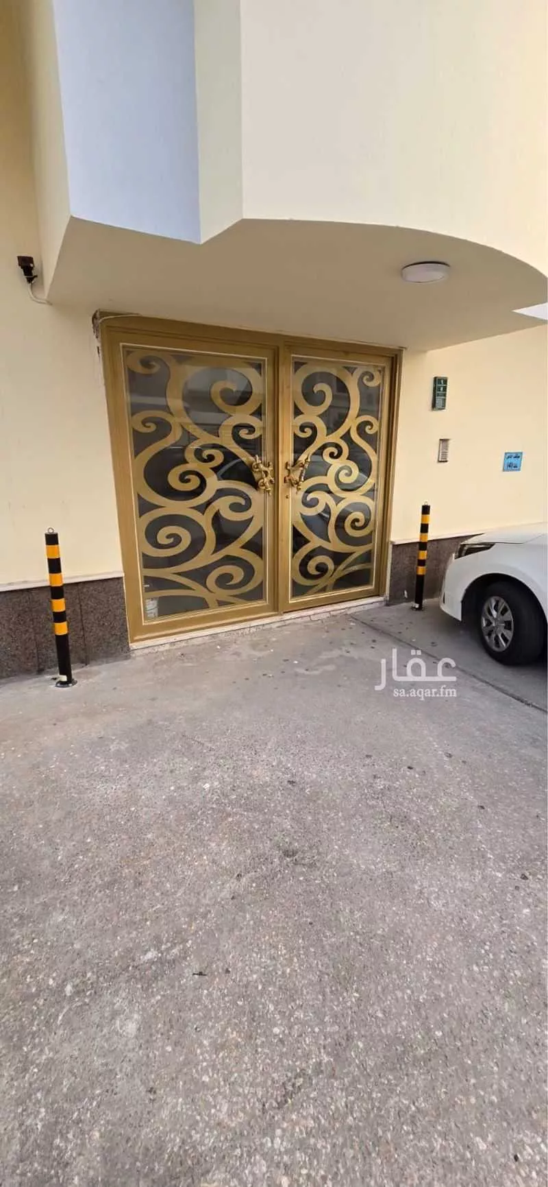 500 sqm building in Al Mazrouiyah 2