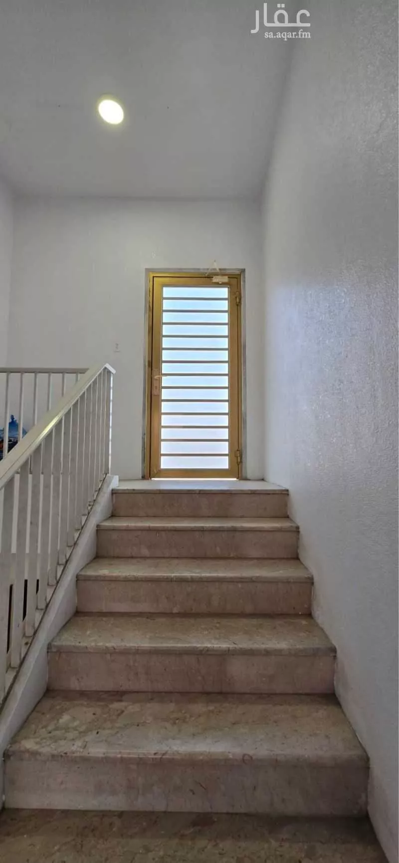 500 sqm building in Al Mazrouiyah 4