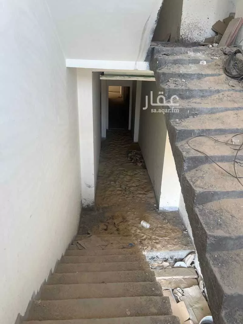 عمارة 1040 م² في الشعلة 11