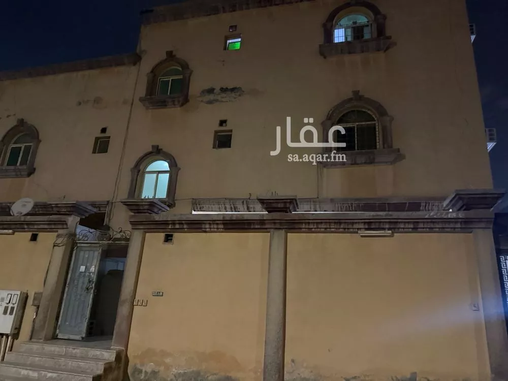 عمارة 400 م² في طيبة 6