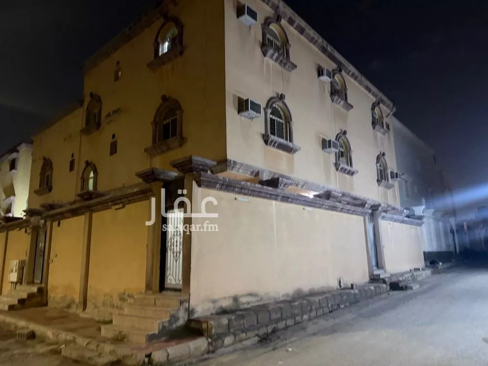 عمارة 400 م² في طيبة 7