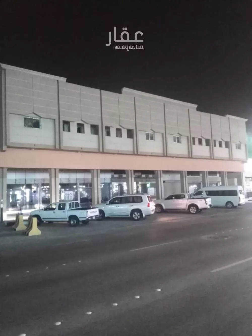 1561 sqm shop in Uhud 3