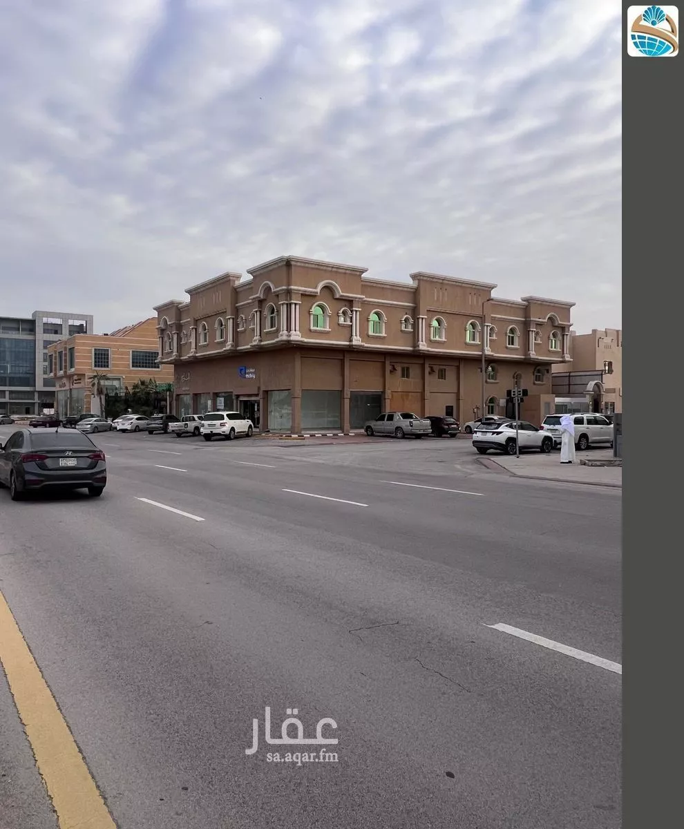 1182 sqm shop in Ar Rayan 7