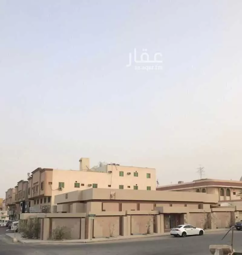 857 sqm building in Al Rawdah 2