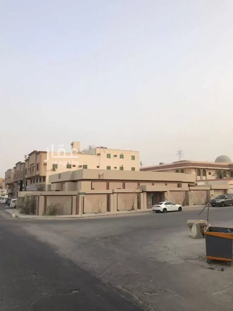 857 sqm building in Al Rawdah 4
