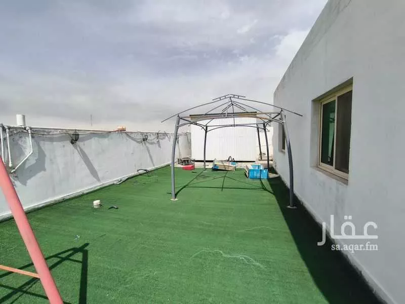 عمارة 744 م² في المنار 11