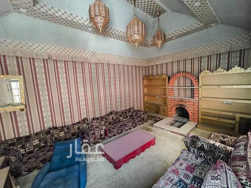 عمارة 744 م² في المنار 21