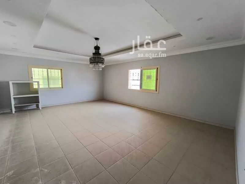 عمارة 744 م² في المنار 28