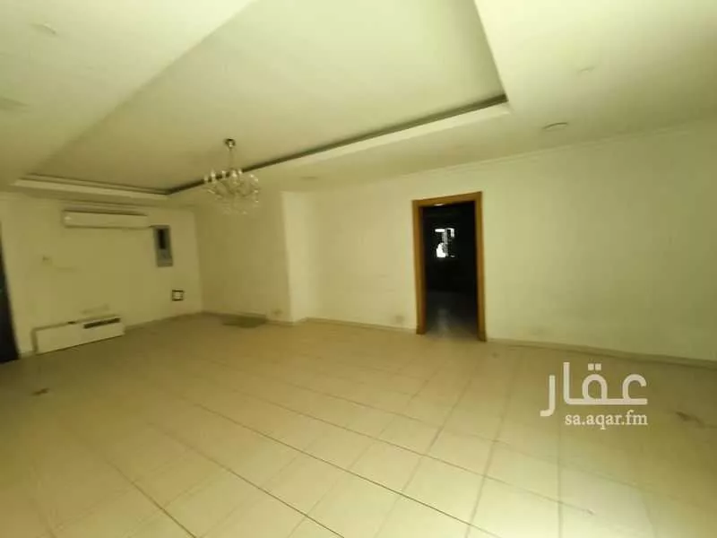 عمارة 744 م² في المنار 8