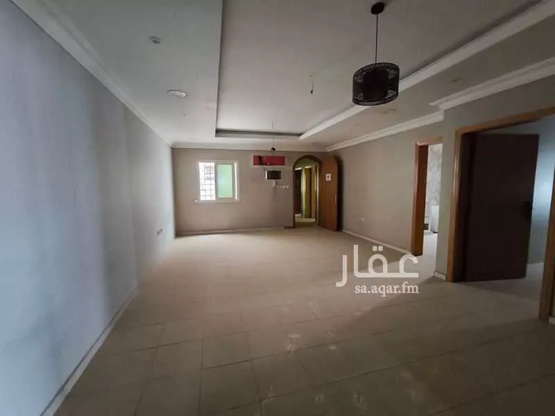 عمارة 744 م² في المنار 9