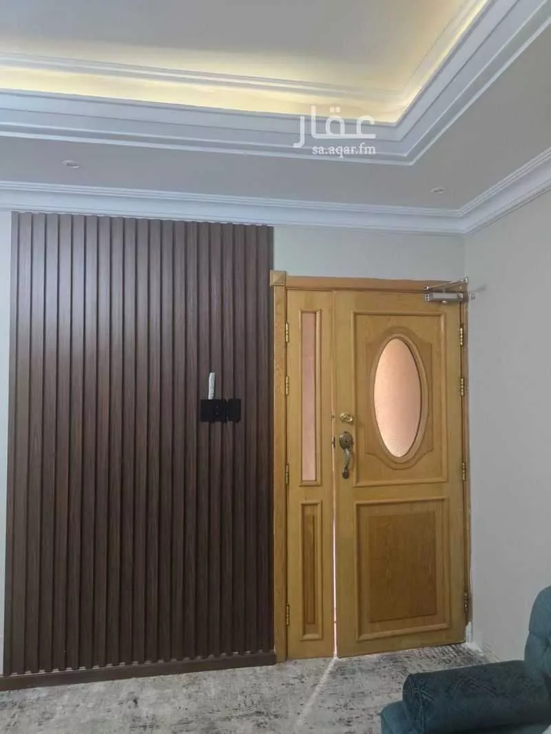 عمارة 765 م² في المنار 9