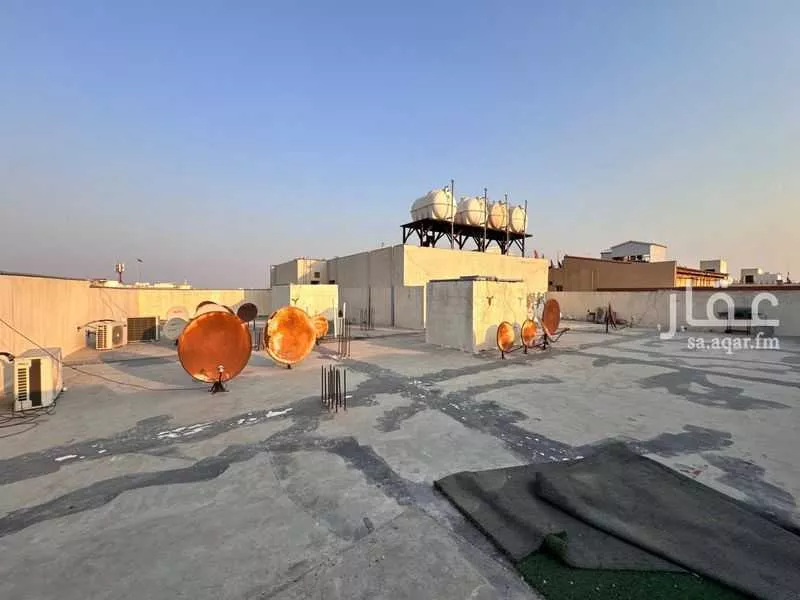 عمارة 875 م² في الأثير 19