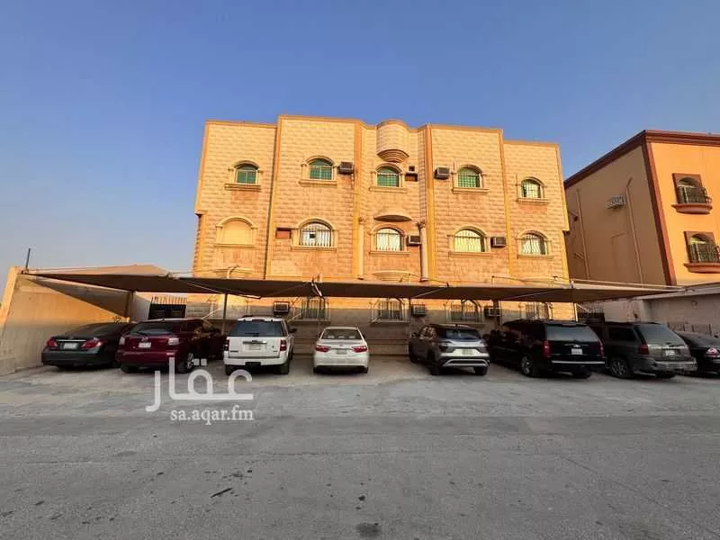 عمارة 875 م² في الأثير 3