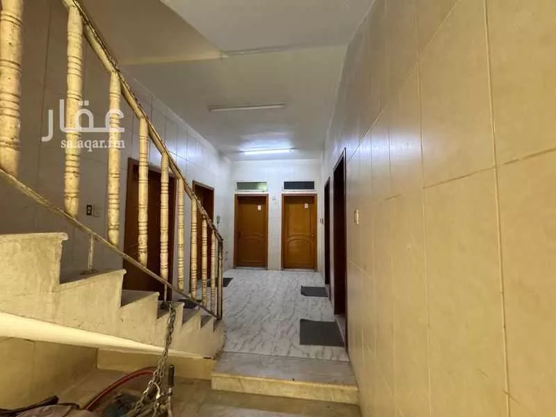 عمارة 875 م² في الأثير 7
