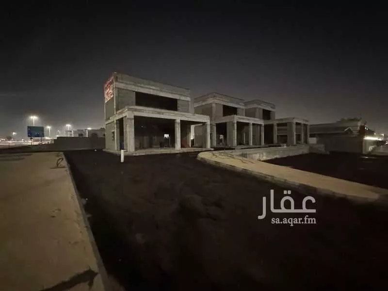 محل 150 م² في النزهة 6