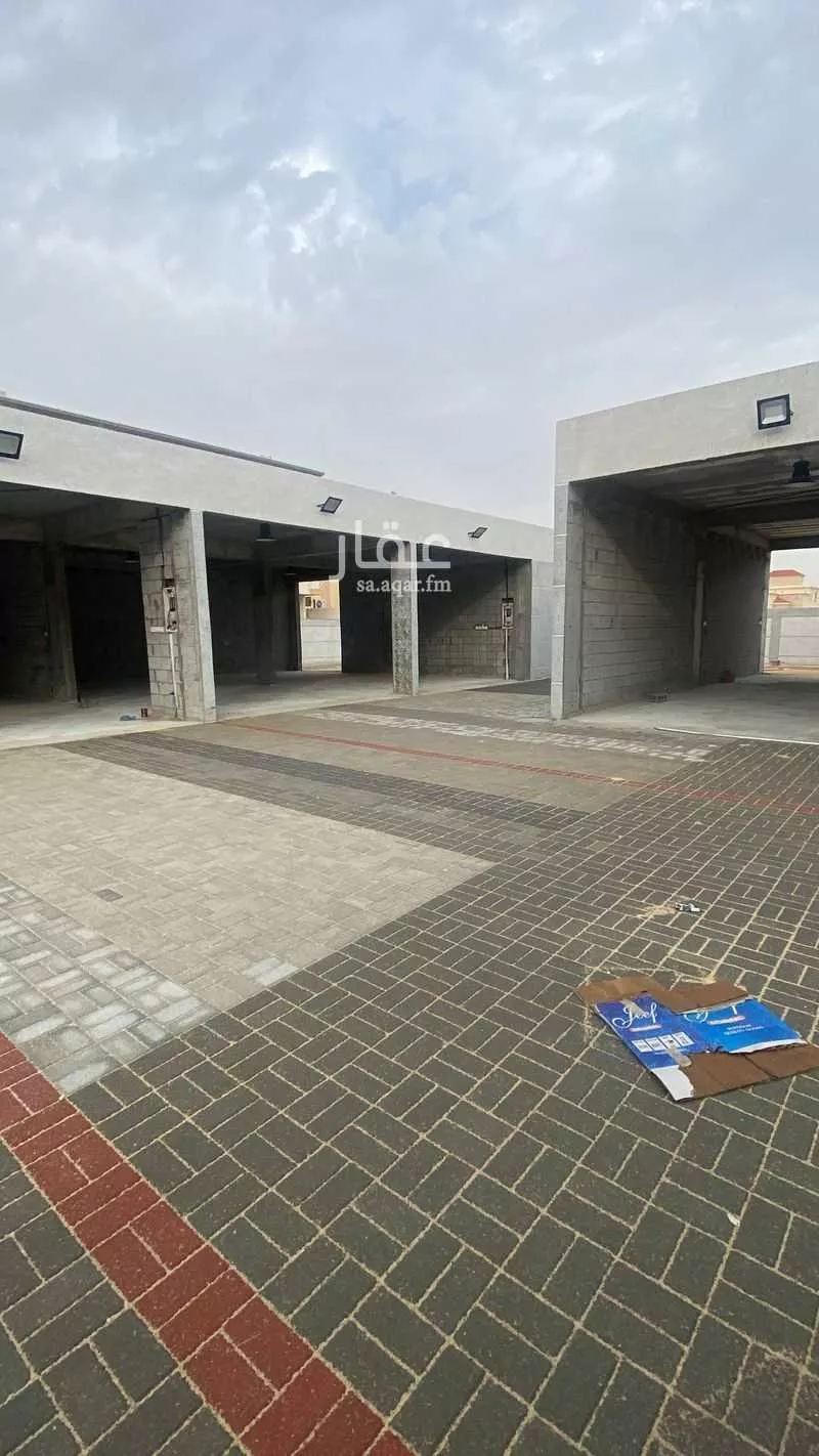 300 sqm shop in Al Manar 5