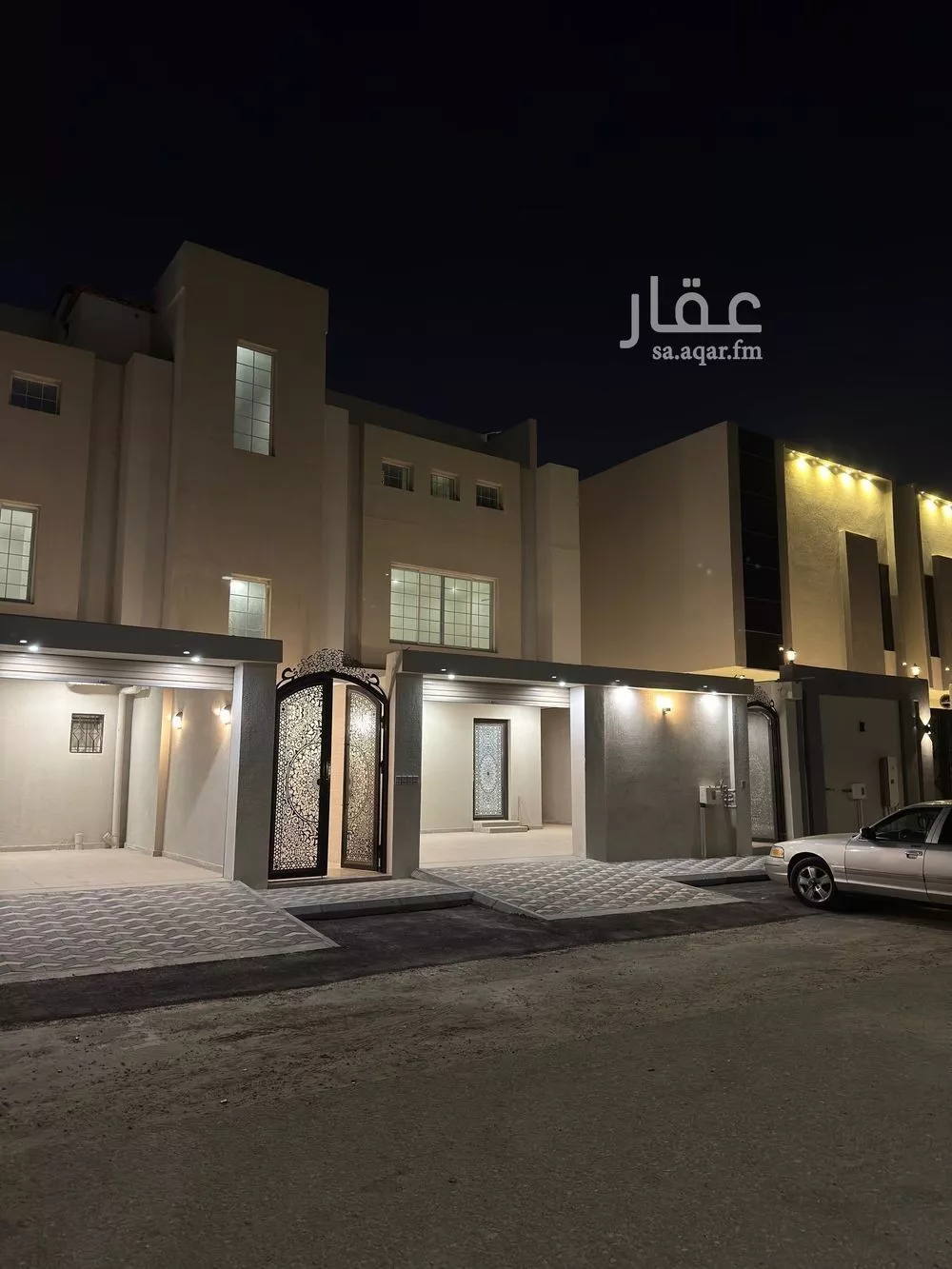 500 sqm building in Dahiat King Fahd 6