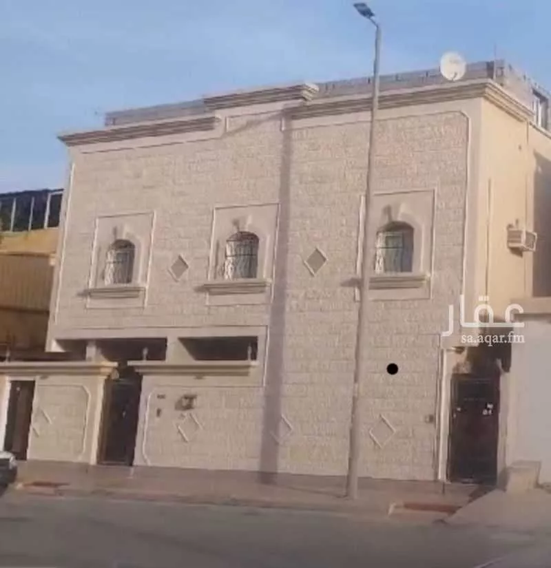 عمارة 336 م² في مدينة العمال 6