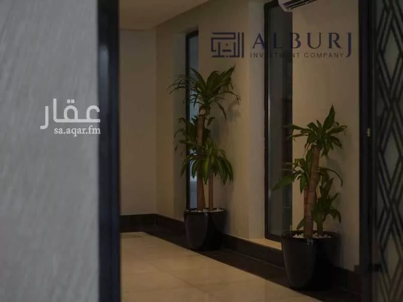 عمارة 900 م² في المنتزة 4