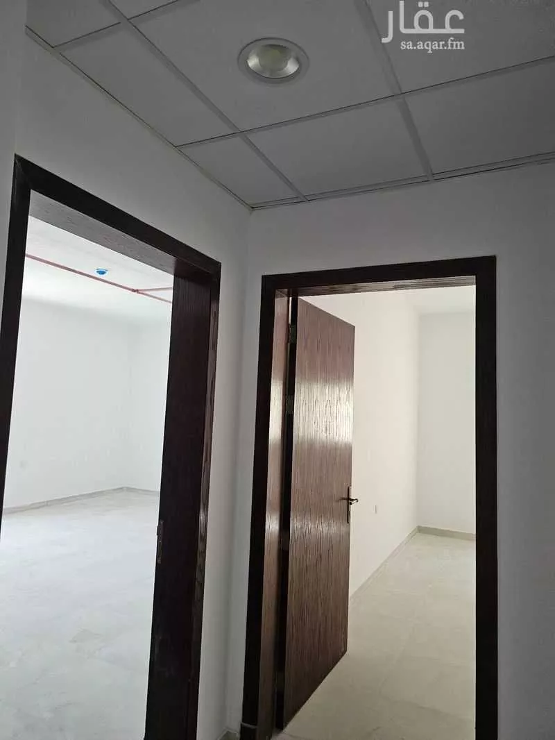 700 sqm building in Second Industrial City 21