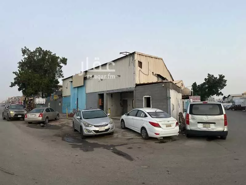 575 sqm building in Al Khudariyah 7