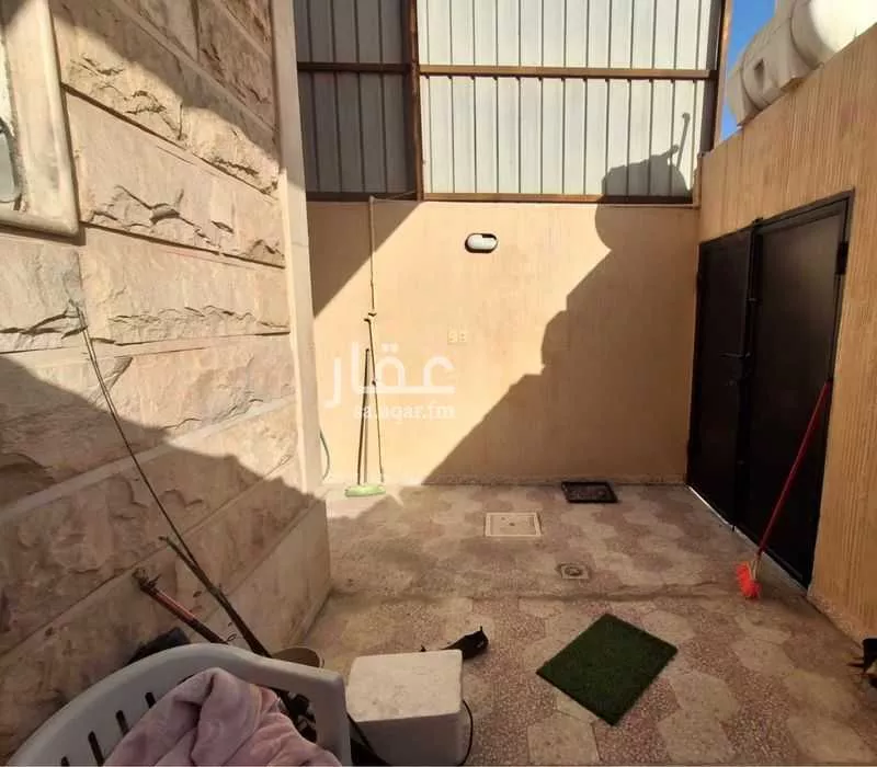 390 sqm building in Uhud 4