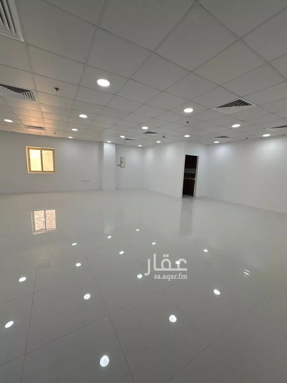 1350 sqm office in An Nawras 7