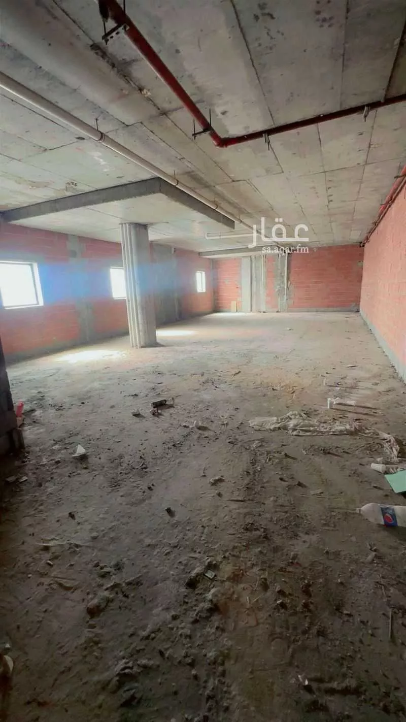 960 sqm office in Al Aziziyah 4