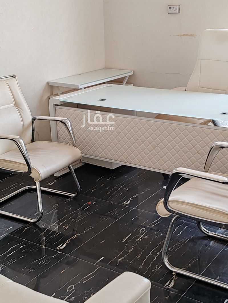 2 bedroom office in Al Aziziyah, Eastern Province 6