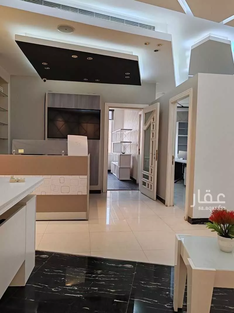 2424 sqm office in Al Aziziyah 12