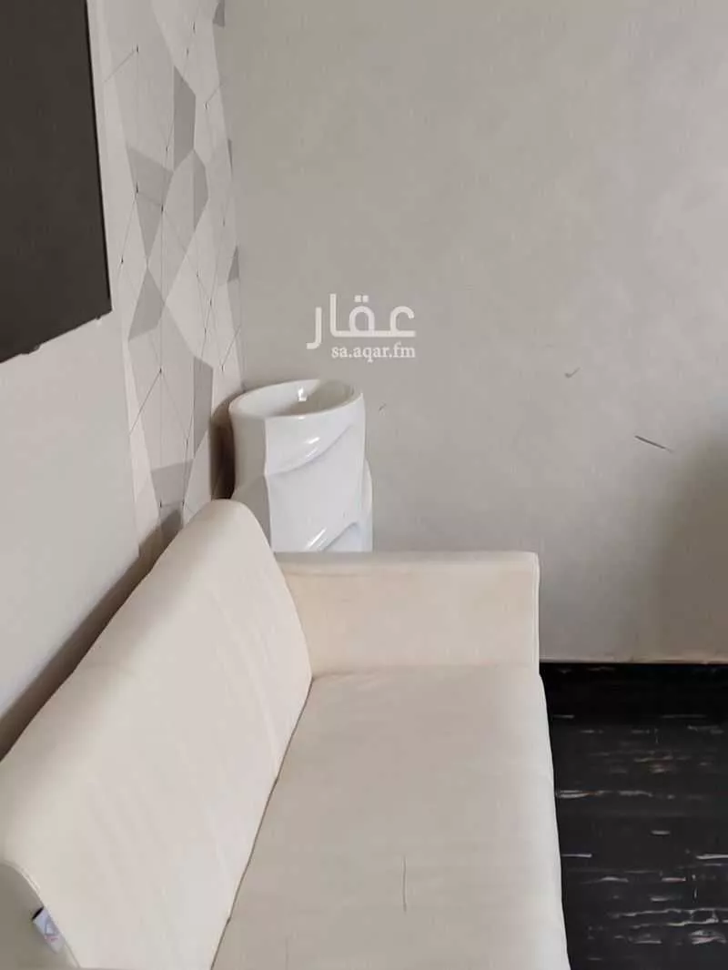 2424 sqm office in Al Aziziyah 14