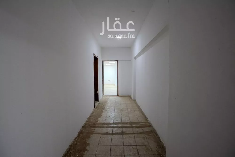 600 sqm office in Al Mazrouiyah 2